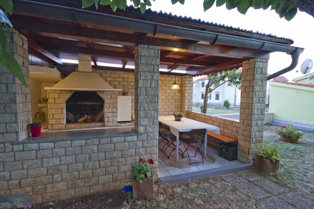 Holiday Home Matosevic ميدولين المظهر الخارجي الصورة