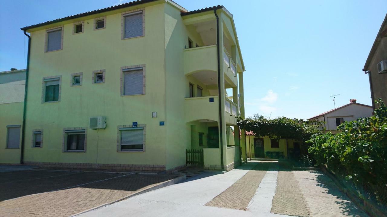 Holiday Home Matosevic ميدولين المظهر الخارجي الصورة
